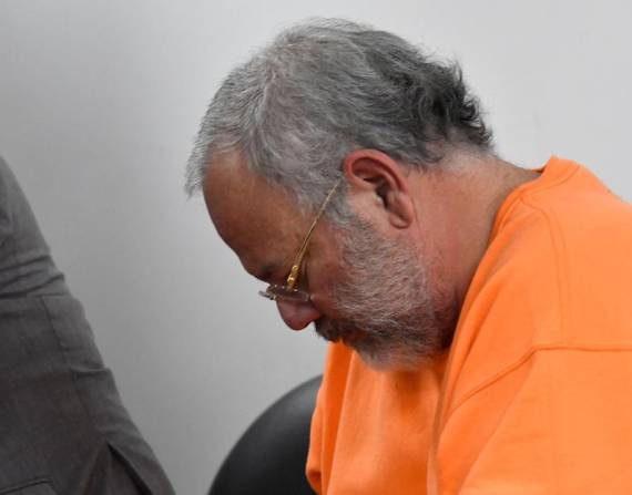 Carlos Pareja Yannuzzelli no fue favorecido con un recurso de habeas corpus para salir de la cárcel de Quito.