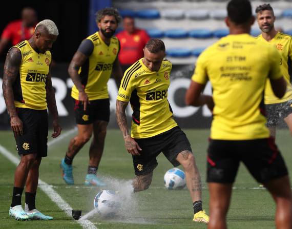 Flamengo completó su última práctica este viernes en horas de la tarde, en el estadio Capwell.