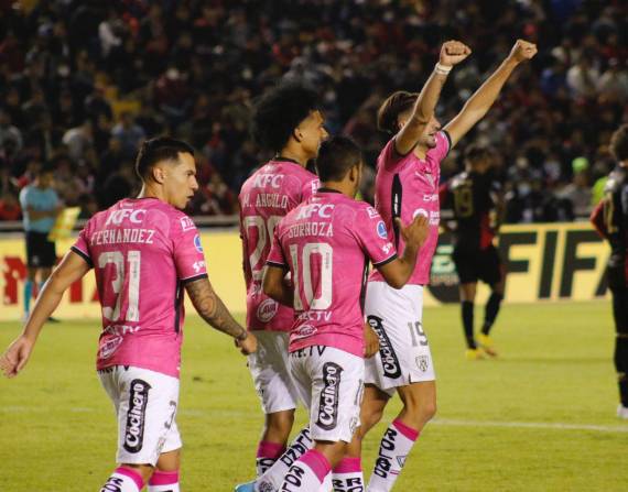 Lautaro Díaz fue la figura de IDV en la semifinal por Copa Sudamericana