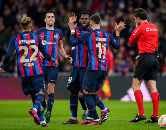 Copa del Rey: FC Barcelona derrotó al Real Madrid con autogol de Militao