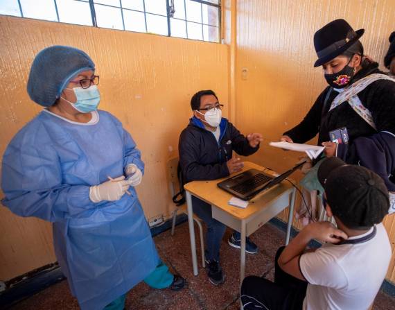 El país ya está vacunando a niños desde los 6 años.