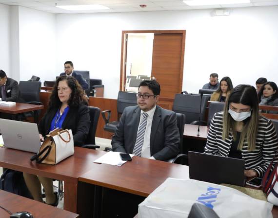 Audiencia de juicio contra Adrián H., Wang Y. y Cinthya P.