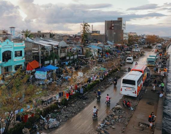 Más de 200 muertos debido al devastador tifón Rai en Filipinas