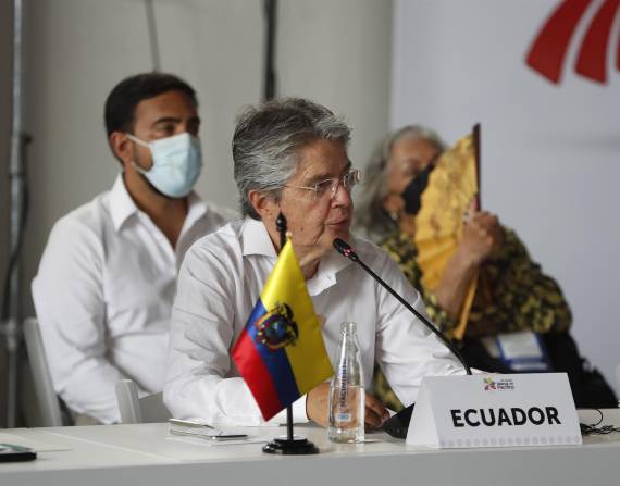 Imagen referencial del mandatario ecuatoriano durante una intervención en la Cumbre Alianza del Pacífico.
