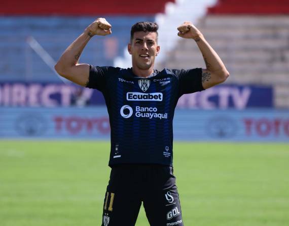 Michael Hoyos, uno de los autores de los tres goles.