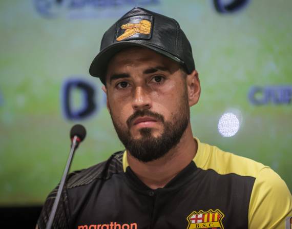 Fydriszewski firmó su finiquito con Aucas y fue presentado oficialmente por los 'toreros'