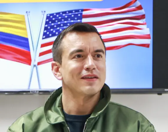 El presidente de la República, Daniel Noboa, junto con la secretaria de Seguridad Nacional de los EE.UU., Kristi Noem, recorrieron las instalaciones de la Base de Manta.