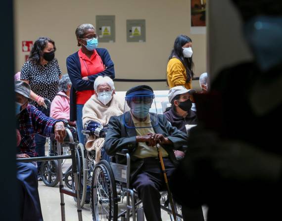 Sobre la situación en las provincias, el reporte precisó que Pichincha, cuya capital es Quito, acumula la mayor cantidad de contagios con 184.248 casos.