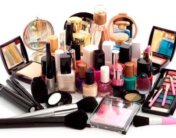 Muchos de los productos cosméticos que se venden en Estados Unidos y Canadá contienen elevados niveles de sustancias perfluoroalquiladas (PFAS).