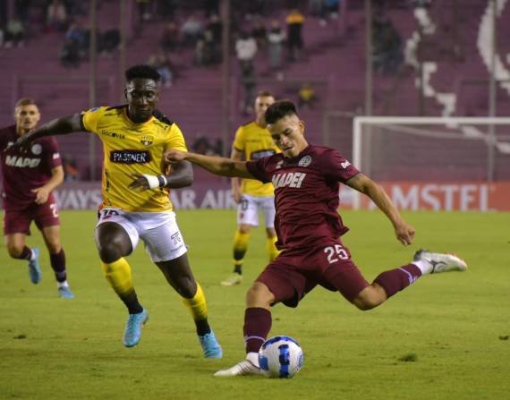 El partido resultará decisivo para el conjunto de Guayaquil, pues de perder o empatar ante Lanús, en las dos últimas fechas ya no dependería para clasificarse de los puntos que sume.