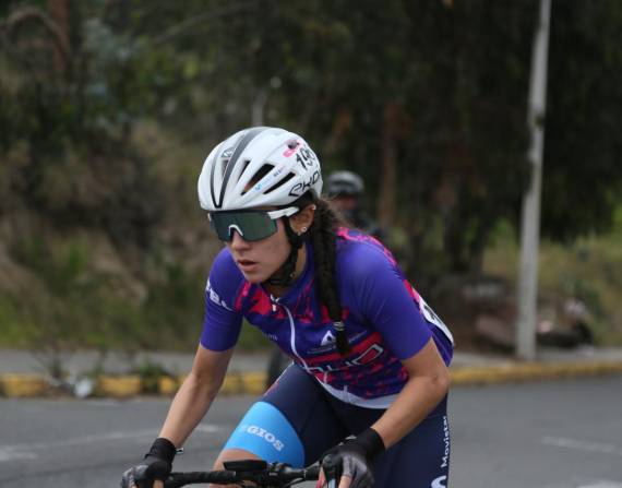 La ciclista ecuatoriana, Ana Vivar ( Movistar Best PC)