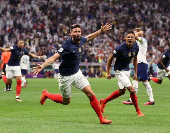 Olivier Giroud, celebrando el gol de la conquista francesa.