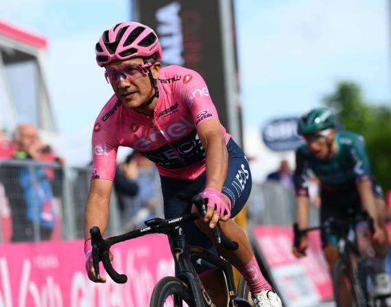 El ciclista ecuatoriano continúa siendo el líder del Giro de Italia por quinto día consecutivo