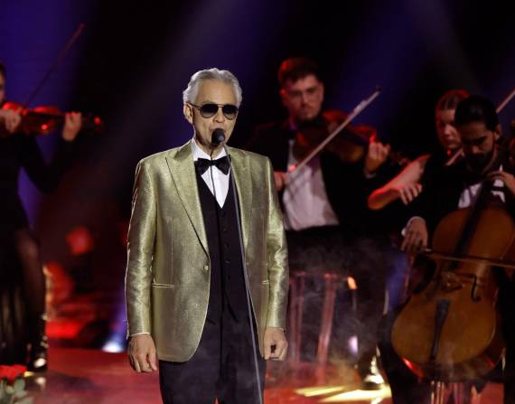 Andrea Bocelli durante uno de sus conciertos.