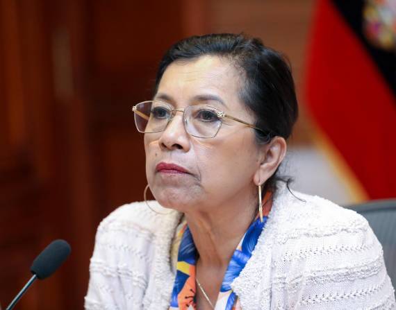 Guadalupe Llori, presidenta del Parlamento.