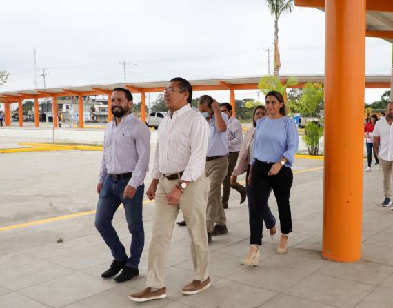 Adrián Castro, directo de la ANT, recorrió las instalaciones donde funcionará la revisión vehicular en Milagro, Guayas.