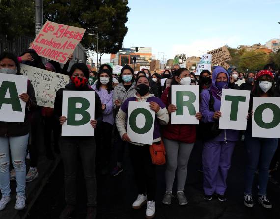 La despenalización del aborto en casos de violación ha atravesado un laberinto institucional en Ecuador.
