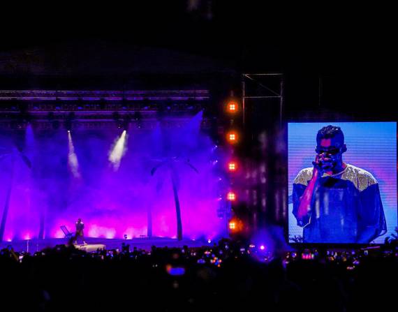 El cantante Bad Bunny se presentó en Quito como parte de la gira ‘World’s Hottest Tour’.