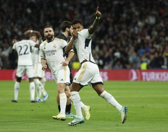 Rodrygo, celebrando uno de los goles del Real Madrid.