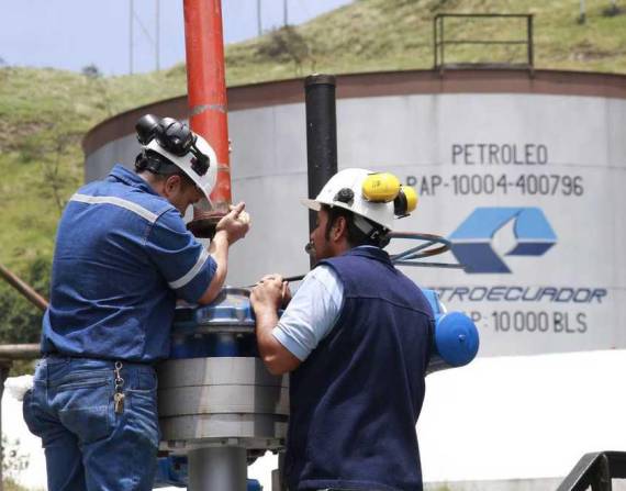 Terremoto, lluvias y protesta afectaron la producción de crudo, informa Petroecuador