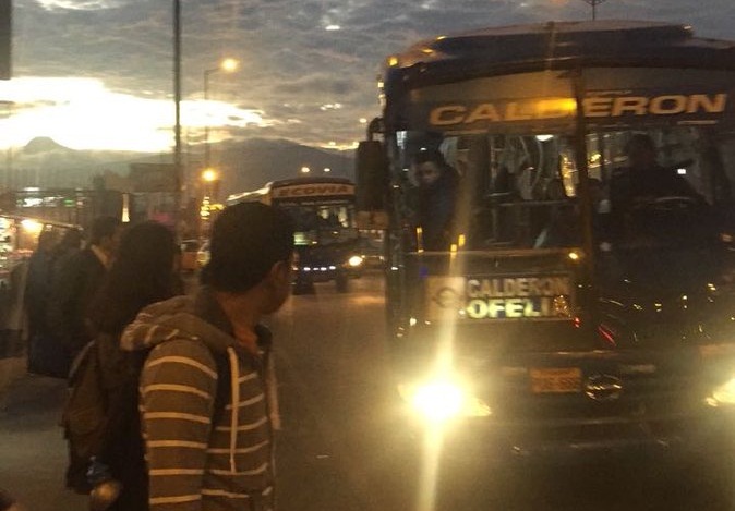 Transportistas urbanos suspenden decisión de paralizar actividades en Quito