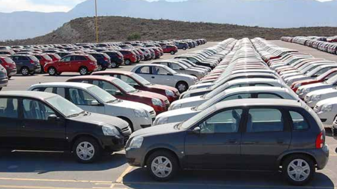 La venta de autos se redujo en el primer semestre del año