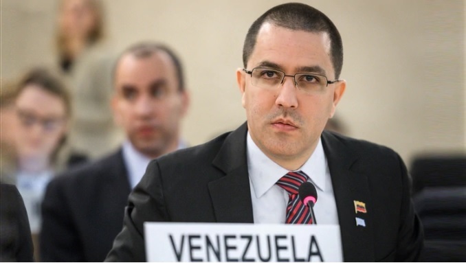 Canciller de Venezuela aboga en la ONU por una reunión entre Trump y Maduro