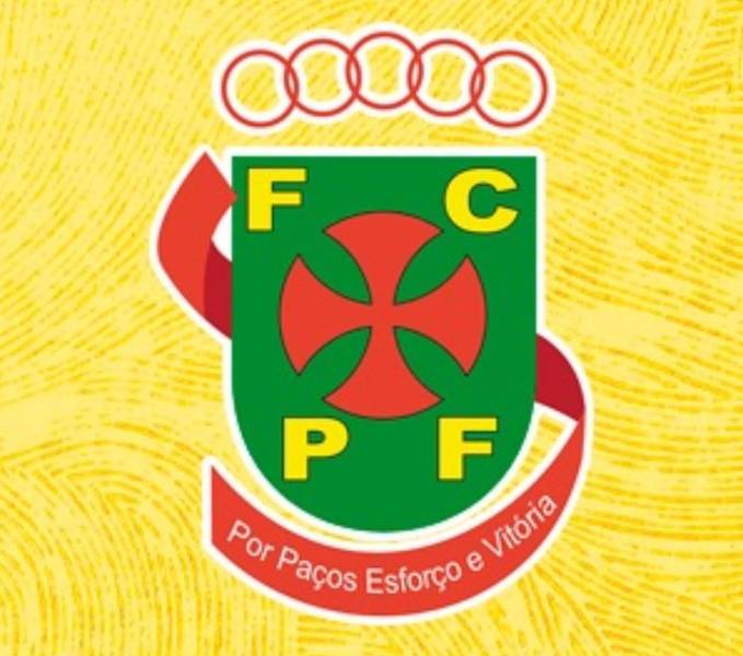 Archivo Escudo Paços Ferreira.