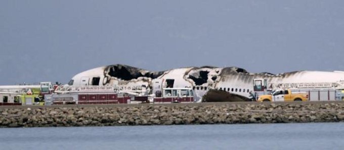 Seis heridos del accidente aéreo en San Francisco están en estado crítico