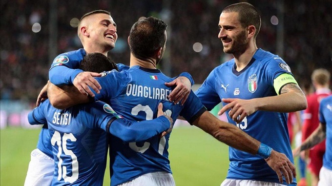 Italia golea 6-0 a Liechtenstein