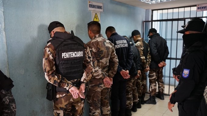 14 detenidos tras operativo en cárcel de Ambato
