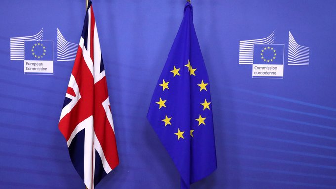 Brexit: laboristas apoyarán un segundo referéndum