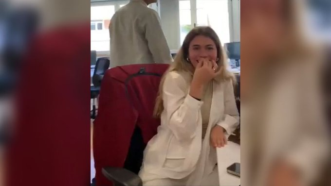 Imagen que reveló la identidad de la pareja de Piqué a mediados de agosto por el medio de comunicación 'The Sun'.