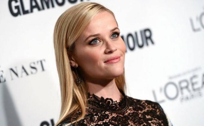 Compran por 900 millones la empresa de comunicación de Reese Whiterspooon