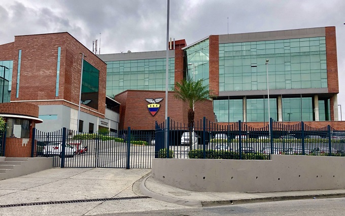 Por ahora, Bolillo Gómez sigue siendo el DT de Ecuador