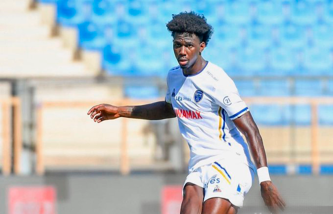 Jackson Porozo fue elegido como el mejor jugador del Troyes pese a derrota