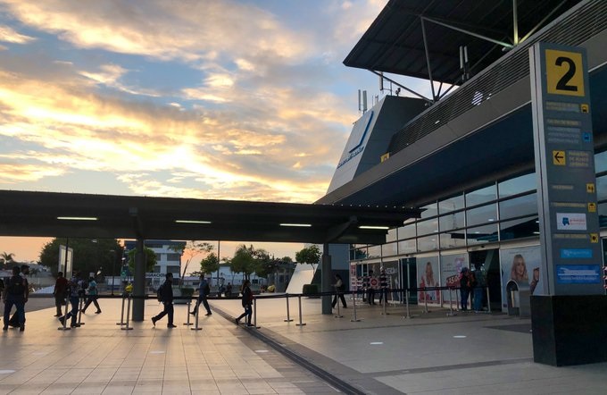 Pruebas aleatorias a pasajeros en terminal de Guayaquil