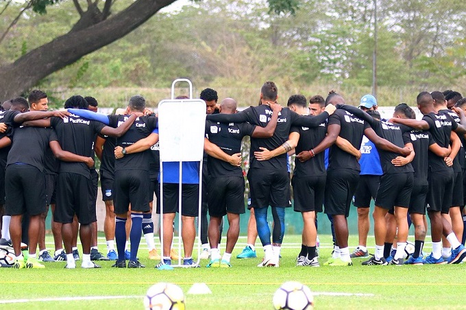 Emelec anuncia la llegada de sus tres nuevos refuerzos