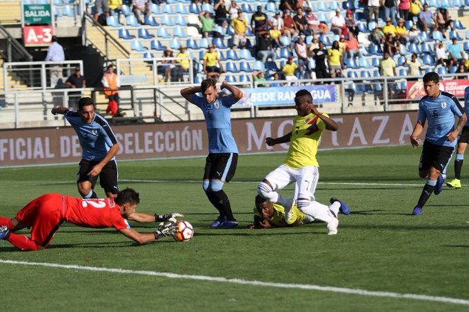 Uruguay y Colombia empatan y clasifican a Ecuador al Mundial
