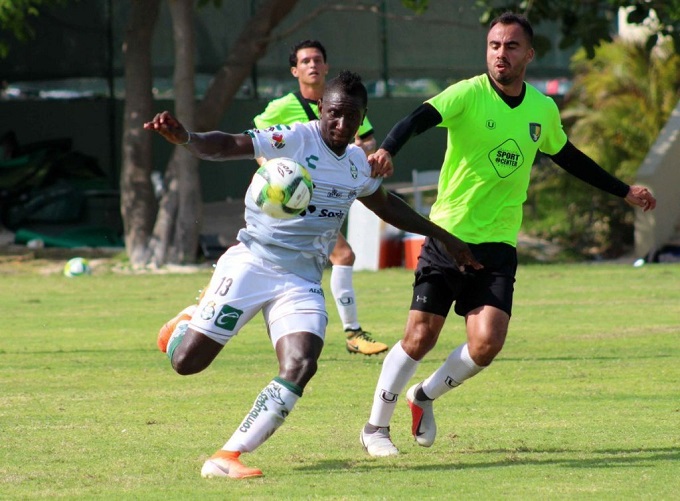 Pase de Erick Castillo en golazo de Santos Laguna