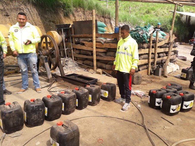Decomisan químicos tóxicos en Buenos Aires de Imbabura