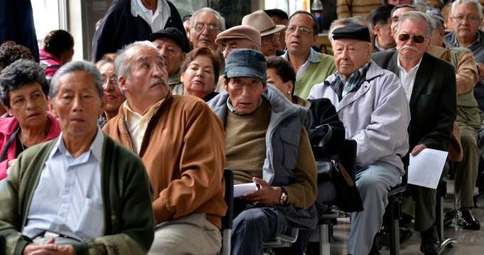 El IESS usaría sus reservas para seguir pagando