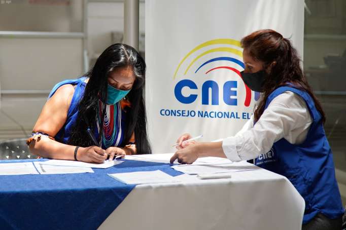 Epidemiólogo del COE Guayaquil: &quot;No deben realizarse las elecciones del 7 de febrero&quot;
