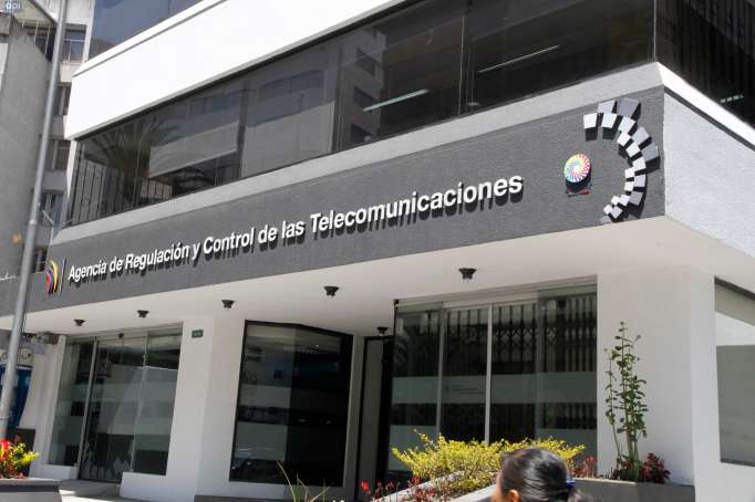 Arcotel revierte frecuencias temporales de RTS Y TVC