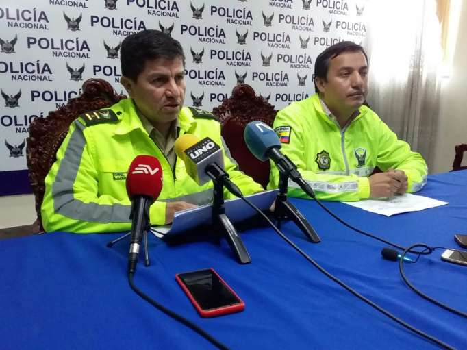 4 extranjeros detenidos por extorsión en Carchi