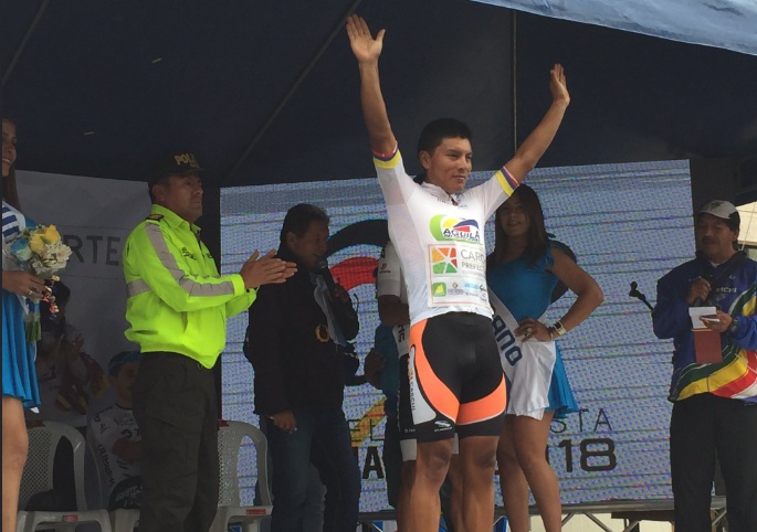 Jonathan Caicedo gana la cuarta etapa de la Vuelta Ciclística al Ecuador