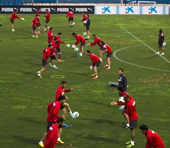 El Atlético ultima su preparación con un entrenamiento en Barcelona