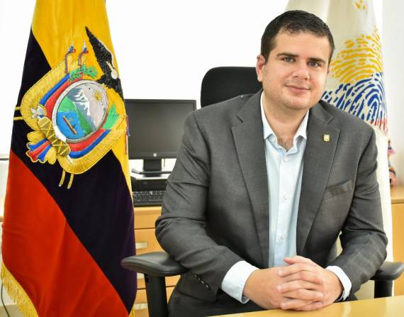 Fernando Alvear, director del Registro Civil: USD 14 millones se invierten para la emergencia