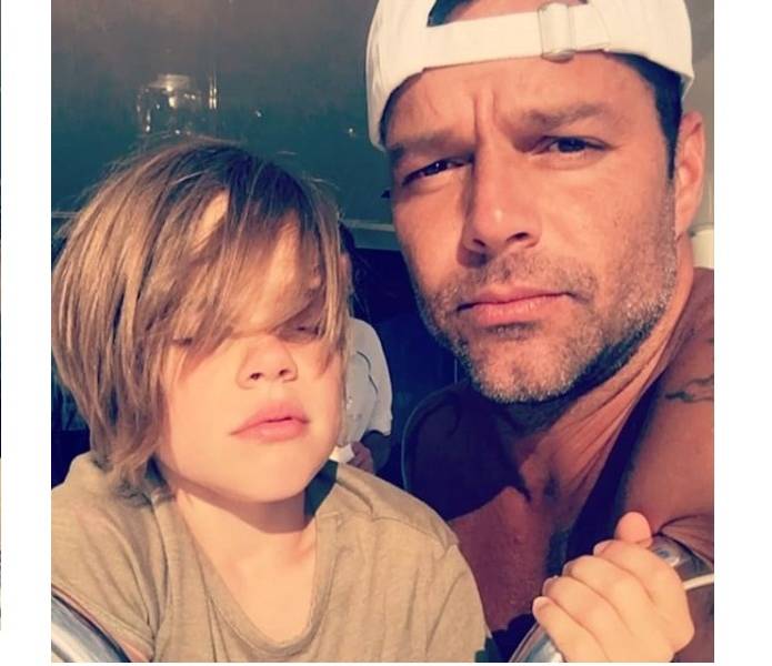 Ricky Martin emocionado al recibir un tierno mensaje de su hijo