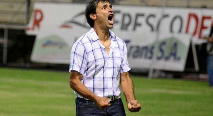 Fabián Bustos analizó el logro de Delfín en Libertadores